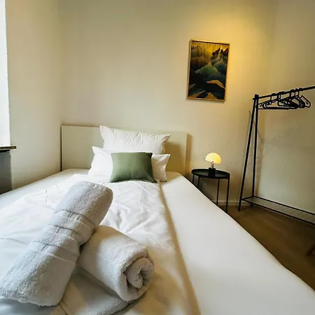 Haus Rasink I Monteure I Teams I 160m2 I 5 Z I Terrasse I P I 2 Wc I Kueche I Smart Tv Apartament Ibbenbüren