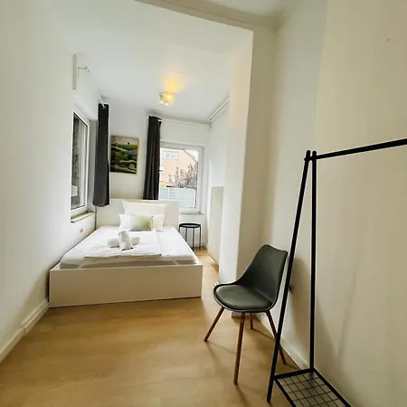 Apartment Haus Rasink I Monteure I Teams I 160m2 I 5 Z I Terrasse I P I 2 Wc I Kueche I Smart Tv Ibbenbueren