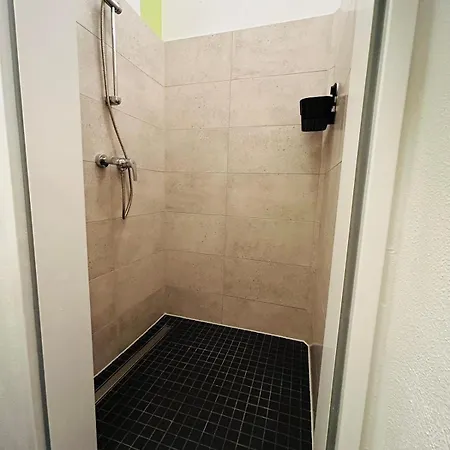 Haus Rasink I Monteure I Teams I 160m2 I 5 Z I Terrasse I P I 2 Wc I Kueche I Smart Tv Ibbenbüren