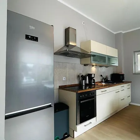 Haus Rasink I Monteure I Teams I 160m2 I 5 Z I Terrasse I P I 2 Wc I Kueche I Smart Tv Apartment *